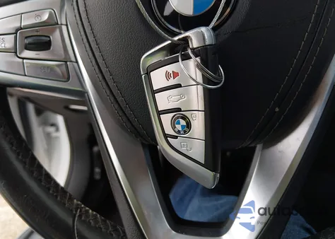 2019 BMW 740I из США, поврежденный, VIN WBA7E2C59KB454433